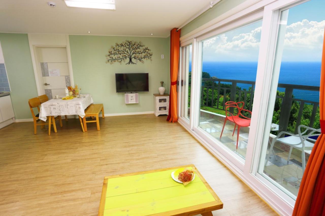 Montmartre Villa Namhae Ngoại thất bức ảnh