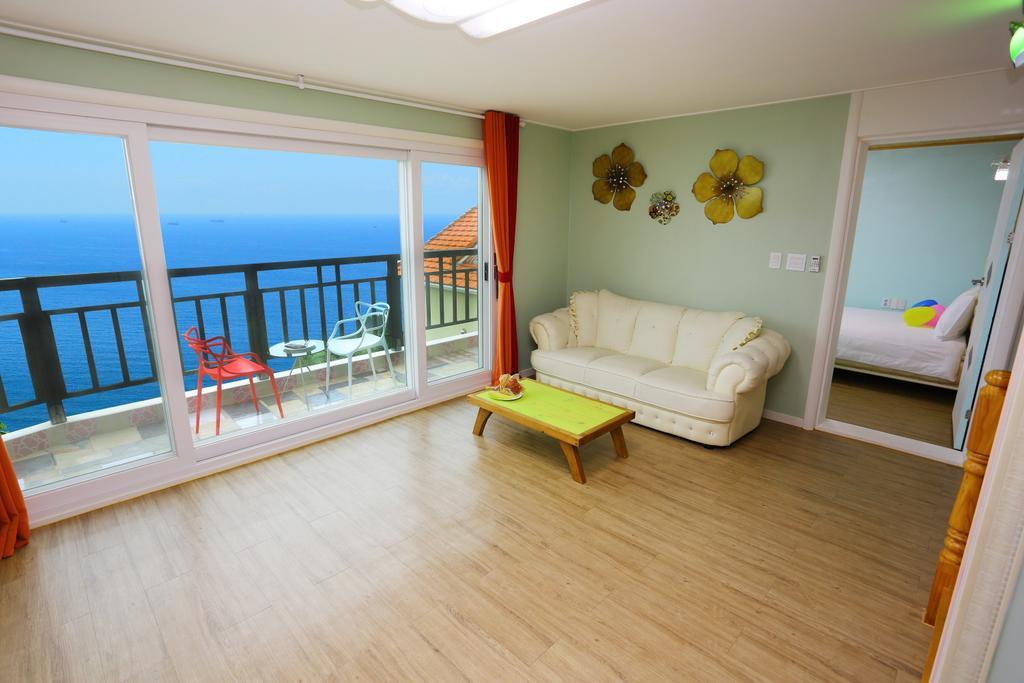 Montmartre Villa Namhae Ngoại thất bức ảnh